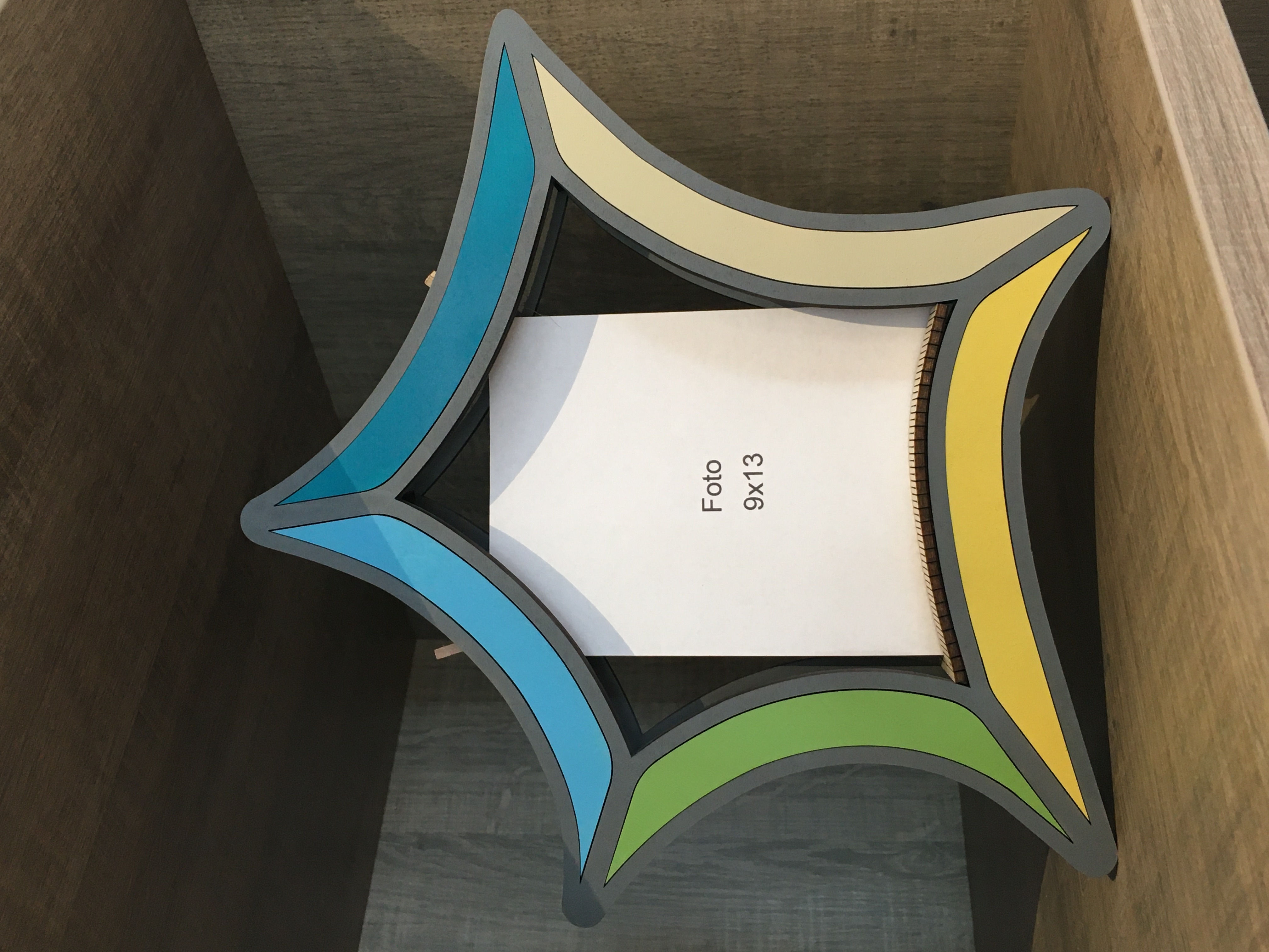 Stern Bilderrahmen aus Holz - mit Klammern