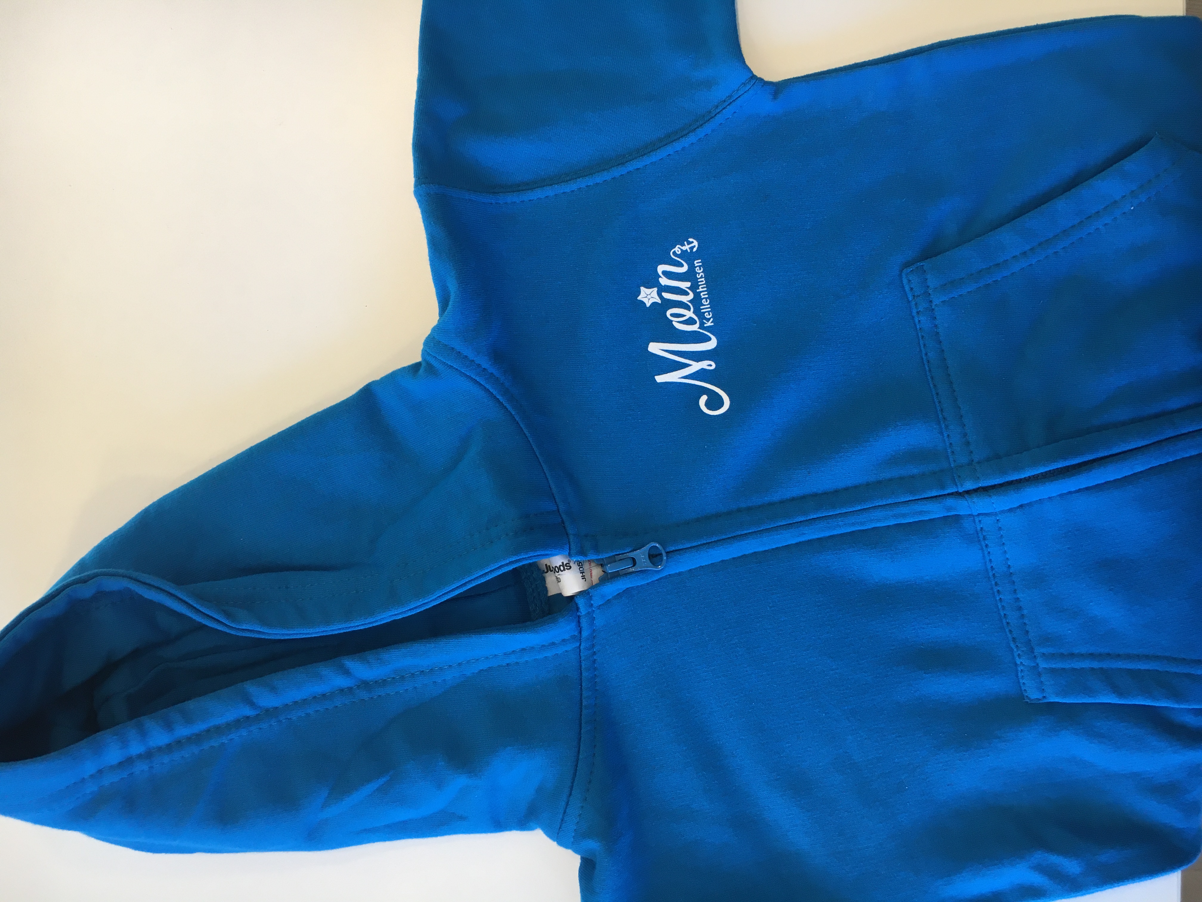 Kinder Zoodie in Sapphire Blue mit Motiv Moin Kellenhusen